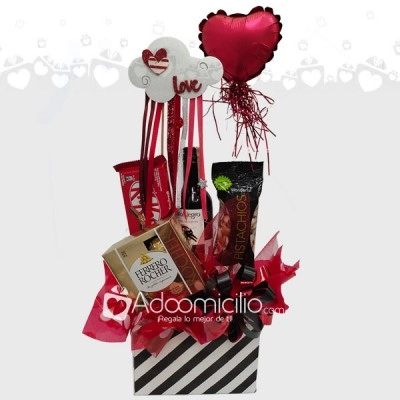 Ancheta Amor con Chocolates Vino y Nube Love Regalos en Bogotá a Domicilio