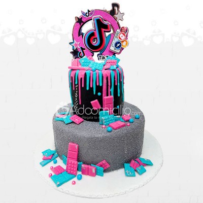 Tik Tok Chorreada Torta Sabor Chocolate 20 Porciones Pedido Con 2 Dias De Anticipado a Domicilio En Cali