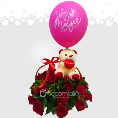 Canasta de rosas con peluche y globo para día de la mujer a domicilio Medellín pedido con 1 día de anticipacion 