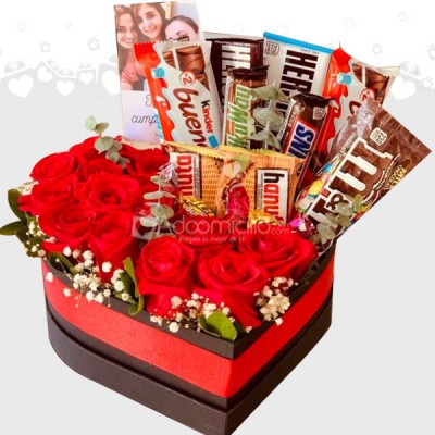 Regalo de amor y amistad en Cali corazón de rosas y dulces