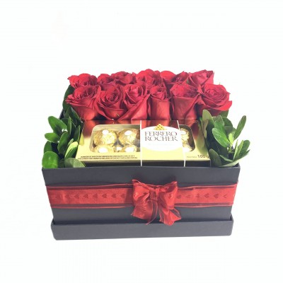 Caja de Rosas con Ferrero Dulce Amor para Mamá