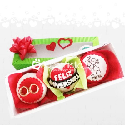 Cupcakes popayan 3 cupcakes en caja de regalo Feliz aniversario 
