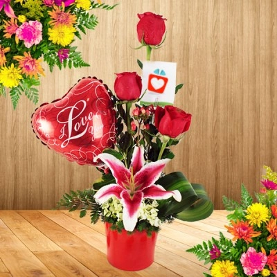 Flores y Regalos Amor y Amistad Popayan  Arreglo con amor X 12