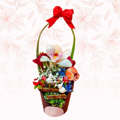 Arreglo Floral Tony Eterno Flores Surtidas con Orquídea Regalos a Domicilio en Bucaramanga