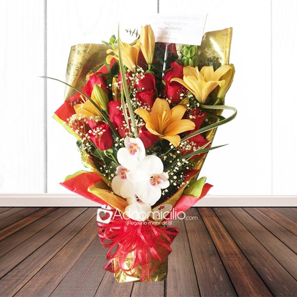 Flores Bucaramanga Ramillete de rosas, lirios y orquideas