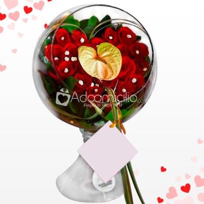 Burbuja De Rosas Divino Amor Y Amistad Arreglos Florales A Domicilio En Bucaramanga