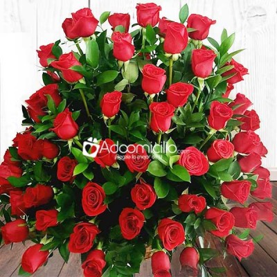  Ramos de flores para cumpleaños a domicilio en Manizales Arreglo 100 Rosas con amor