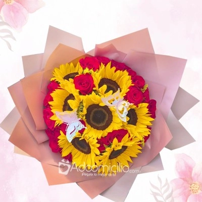 Girasoles Y Rosas Para Mamá A Domicilio En Bogotá Pedido Con Un Día De Anticipación 