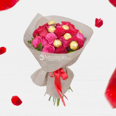 Boquet De Rosas Con Chocolates Para San Valentín A Domicilio En Medellín 