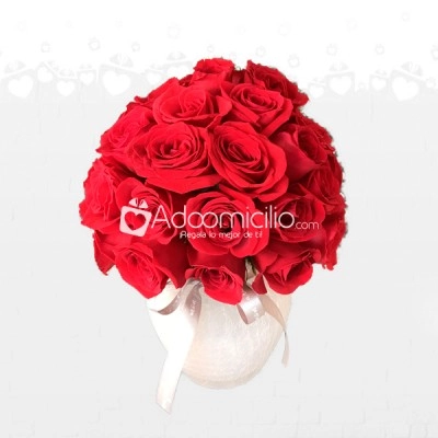 Belleza Elegante Jarrón Con Rosas A Domicilio En Barranquilla