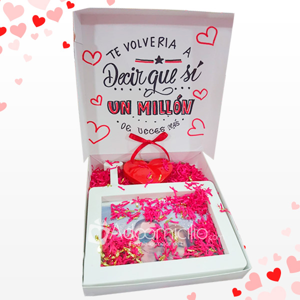 Caja de regalo personalizada  Regalos personalizados, Globos  personalizados, Personalizar