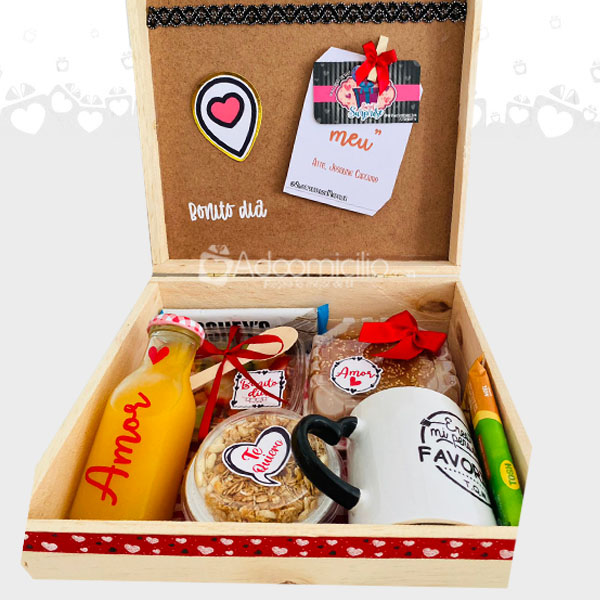 Desayuno  Sorpresa en Baúl de  amor  Pedido Con Un Dia Anticipado