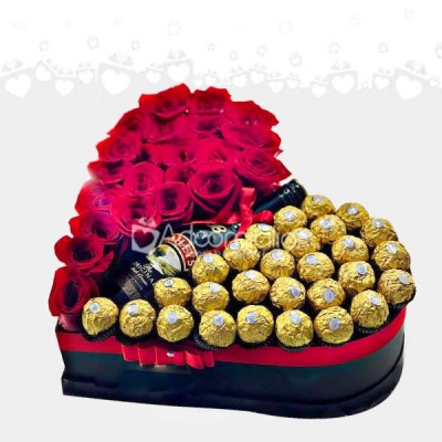 Corazón De Rosas Y Chocolates Para Amor Y Amistad A Domicilio En Bogotá Pedido Con 1 Día De Anticipación
