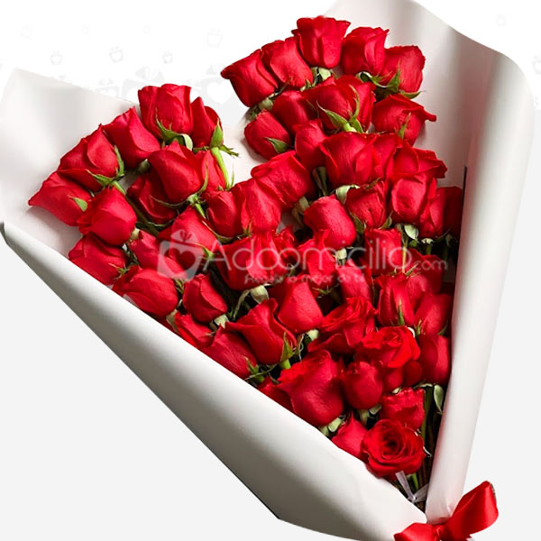Bouquet De Rosas Feliz Día Mamá En Armenia
