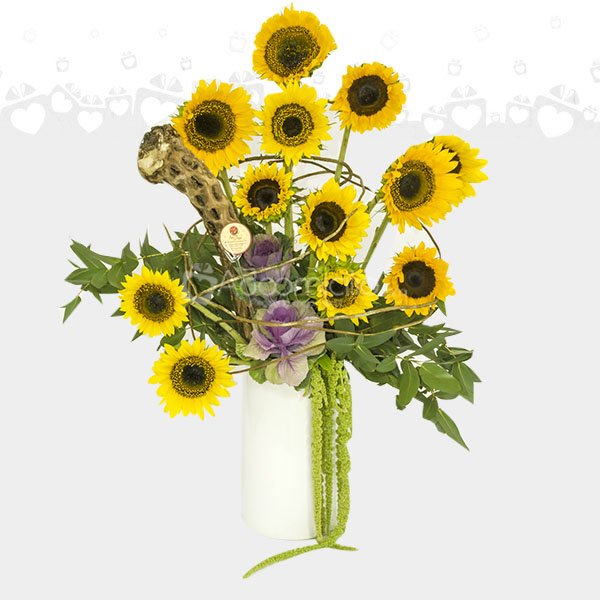 Arreglo de Girasoles en Base de cerámica En Mexico