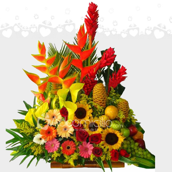 Arreglo floral con fruta Suspiro de Amor 